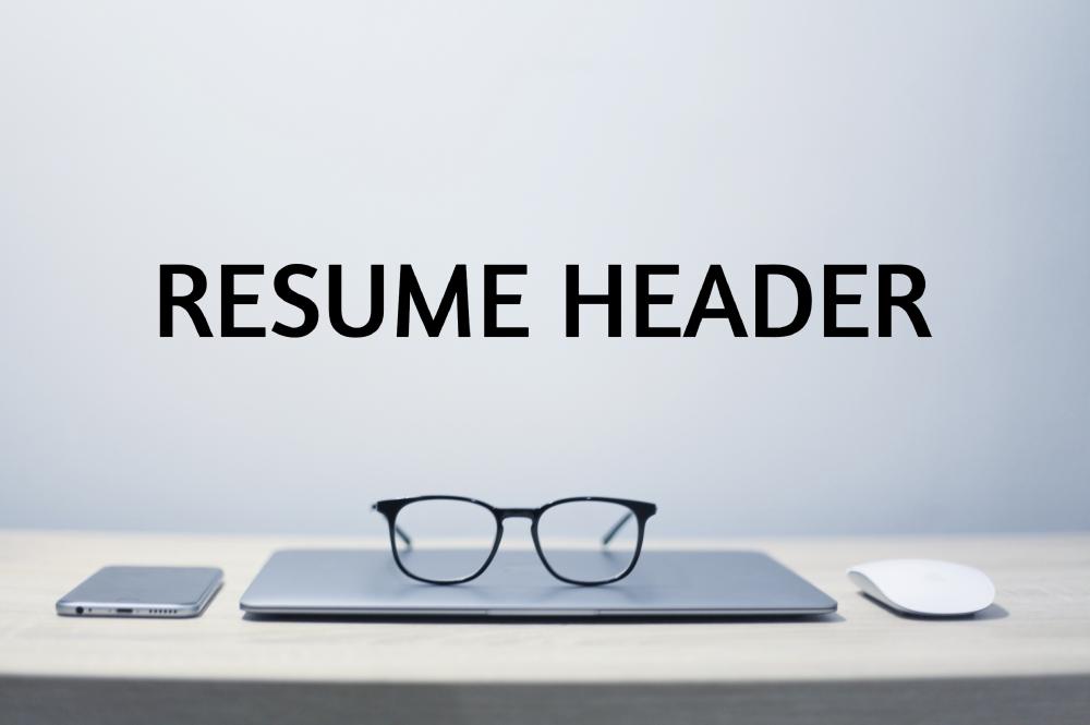 Resume Header Tips (With Examples)
